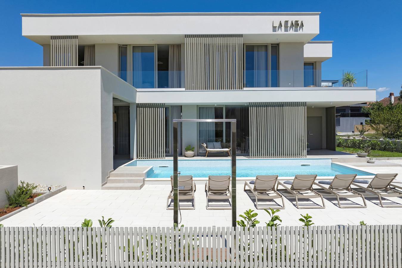 5* Luxury villa La Casa with heated pool and sauna in Bibinje, Zadar