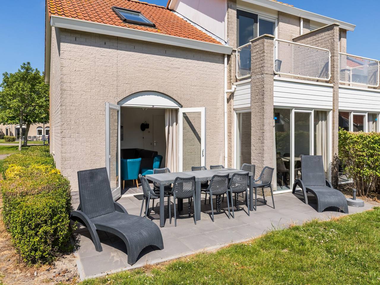Strandbungalow in Strandnähe in Renesse Strand, Noordwelle