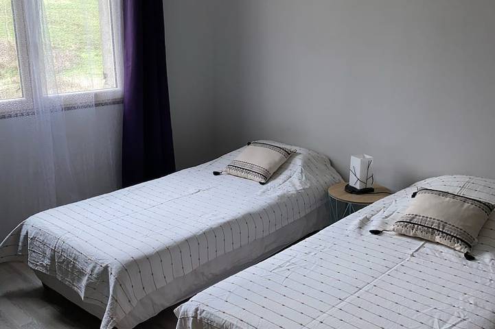 Location de vacances pour 5 personnes, avec balcon et jardin dans Lac de Chaumeçon - 3