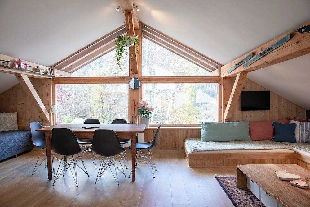 Bijou cottage with sauna, garden, free parking & Netflix in Les Houches, Massif du Mont-Blanc