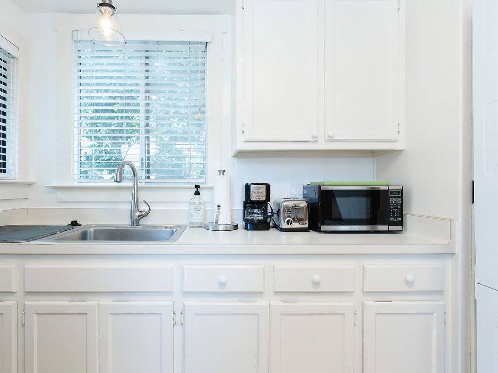 Ganze Wohnung, Mill Valley Hot Spot im Zentrum der Stadt in Mill Valley, California North Coast