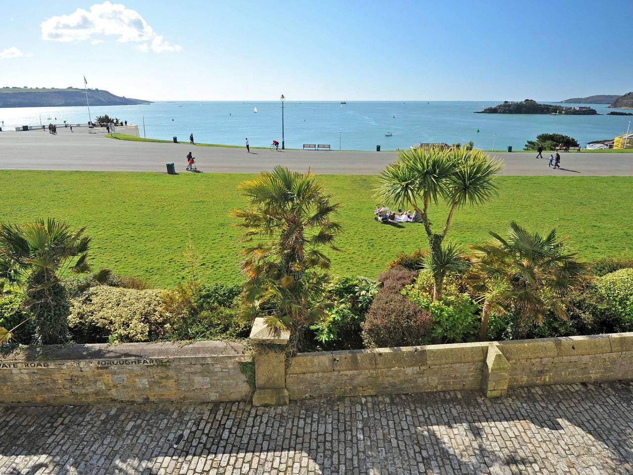 Entire apartment, Große Ferienwohnung in Barbican mit Terrasse in Plymouth, South West England