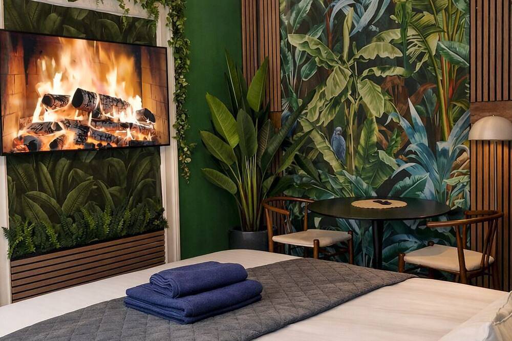 Ganze Wohnung, Greenbrook Homes - Jungle Suite in Aalborg, Limfjord in Nordjütland