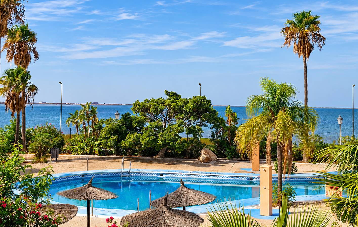 Apartamento vacacional entero, Apartamento de vacaciones para 6 personas con terraza in San Fernando, Costa de la Luz