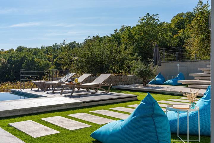 Villa pour 12 personnes, avec piscine ainsi que sauna et jardin, animaux acceptés à Imotski - 3