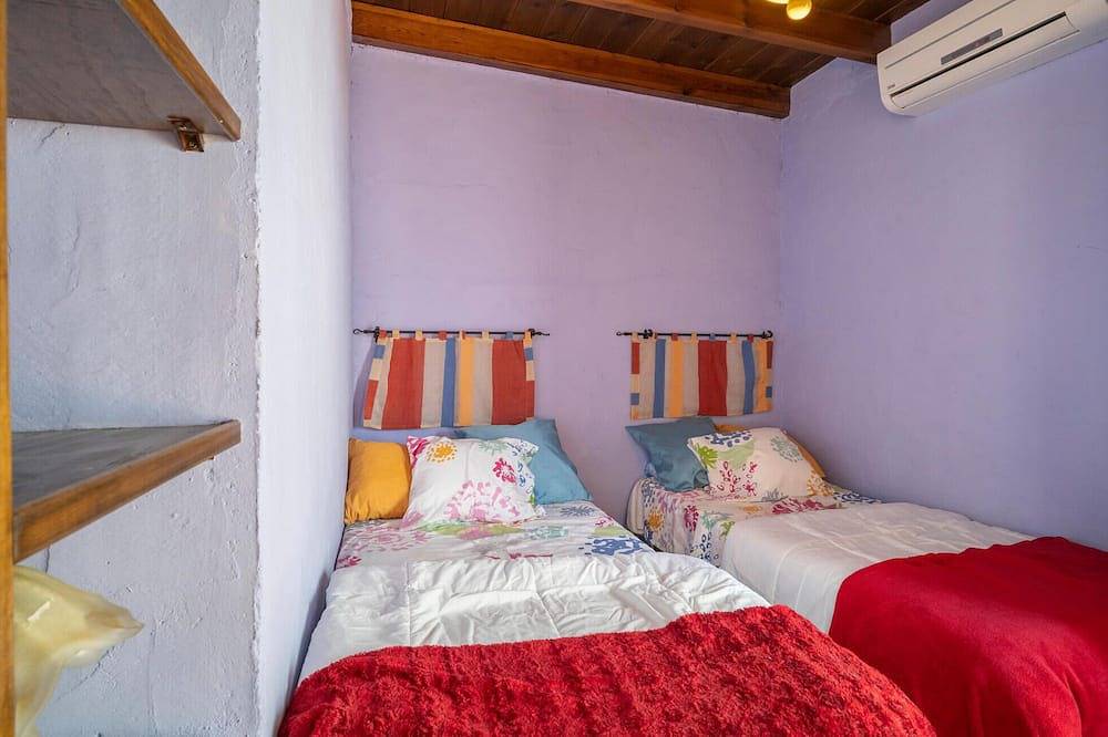 Gorgeous home in El Colmenar with Wifi in El Colmenar, Cortes de la Frontera