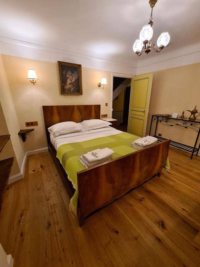 Les Etrangers a l'ancien Hotel des Etrangers in Saint-Martin-d'Entraunes, Région de Nice