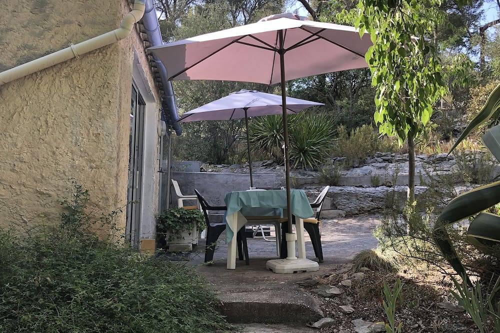 3.5km van het centrum van Cassis: mini Villa met terras tussen Vines And Hills, foto 6