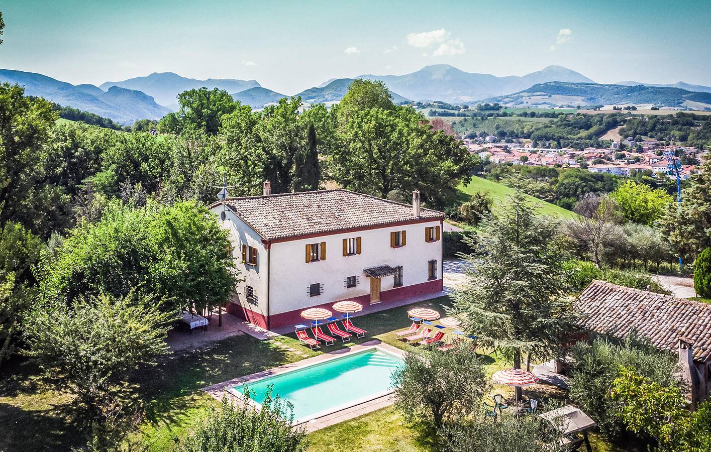Maison de vacances pour 14 personnes avec piscine in Pergola, Valle del Metauro