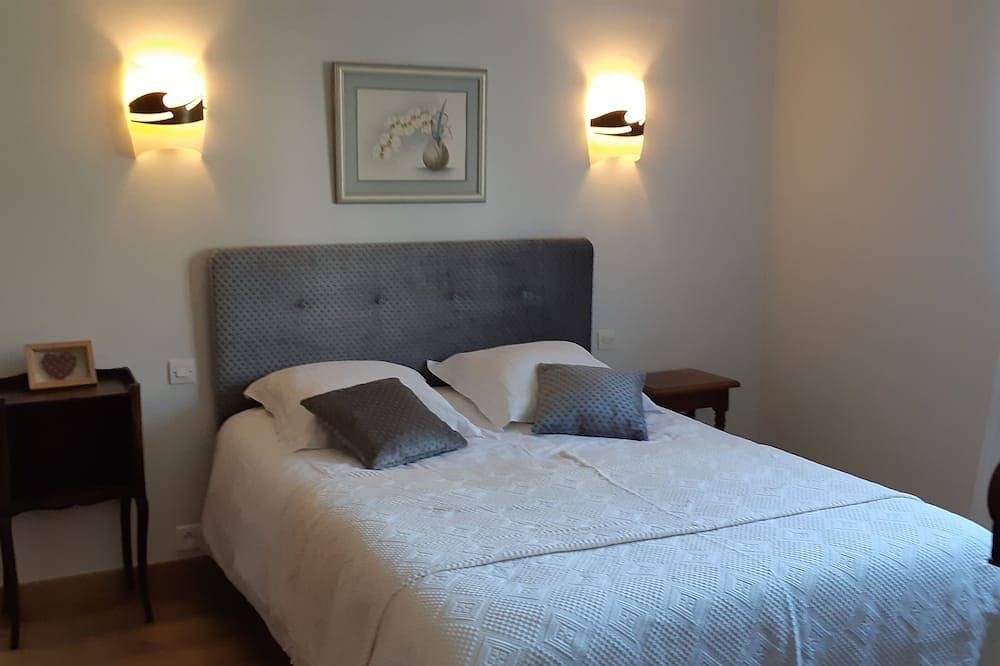Entre Dinard et Dinan, petite maison de campagne entièrement de plain pied in Pleslin-Trigavou, Région de Dinan