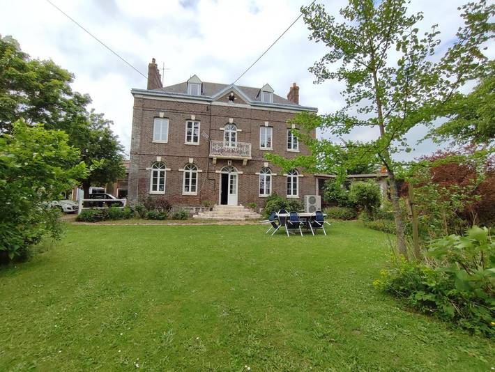 Gîte pour 12 personnes, avec Jardin et Vue
