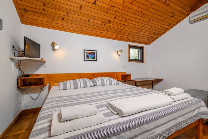 Ferienwohnung für 2 Personen, mit Balkon/Terrasse in Premantura