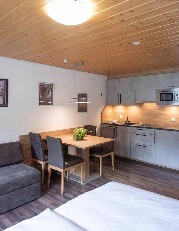 Ganze Wohnung, Two-Bedroom Apartment with Balcony in Samnaun-Dorf, Samnaun