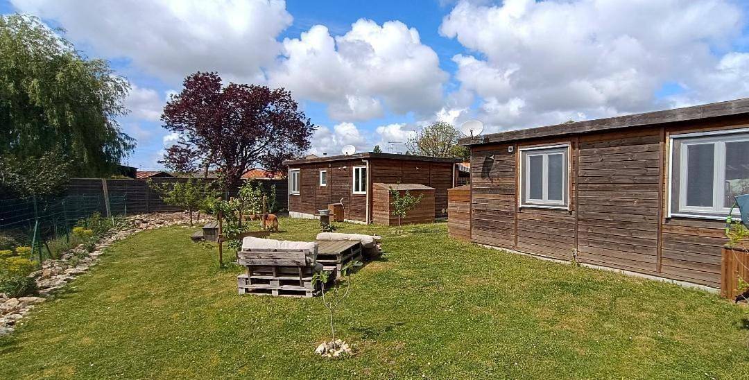 Appartement entier, One-Bedroom Apartment in Grues, Fontenay-le-Comte