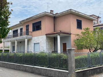 Maison d’hôte pour 2 personnes, avec jardin et vue à Brescia