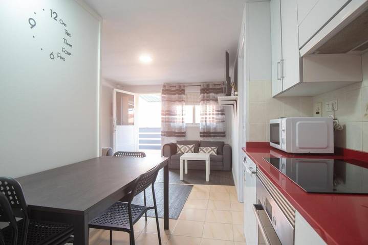 Apartamento para 4 personas, con balcón y vistas, Familias con niños en San Vicente do Mar