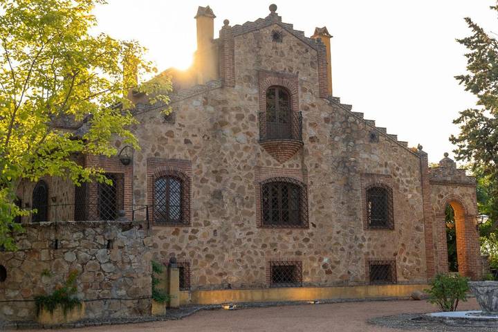 Casa rural para 14 personas, con Balcón y Terraza además de Jardín y Piscina en Valle del Guadiato - 4
