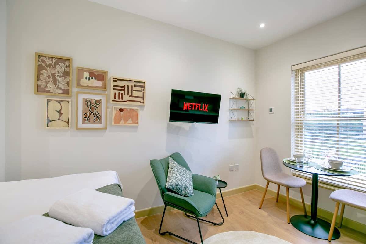 Entire apartment, Lindenstone | Steps from Maidstone High Street in Kent