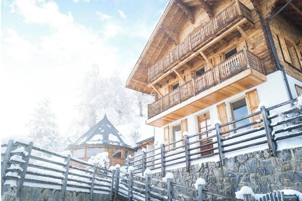 Chalet sleeps 12 - exceptional view - close to the slopes and thermal baths in Ovronnaz, Chamoson