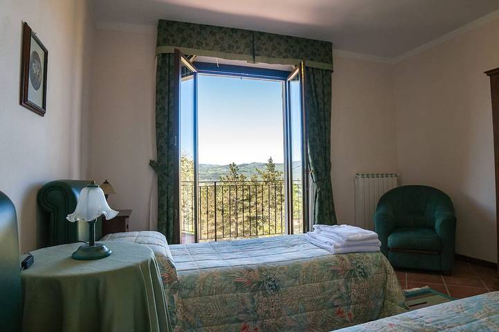 Wunderschöne Villa mit Privatschwimmbad im Herz der Toskana in Pratovecchio Stia, Casentino