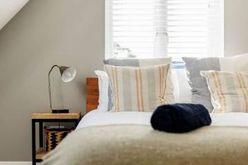 Holiday Rental for 6 People in Barton on Sea, New Forest, Photo 2
