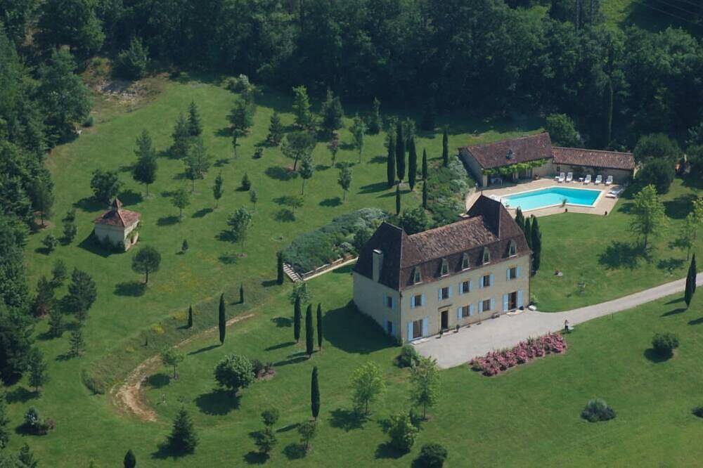 Maison de caractère tennis prive -Grande propriété entre Sarlat et Rocamadour in Gourdon, Quercy