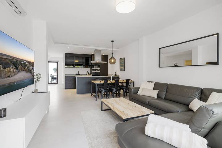 Loft voor 6 personen, met balkon en zwembad in Marbella