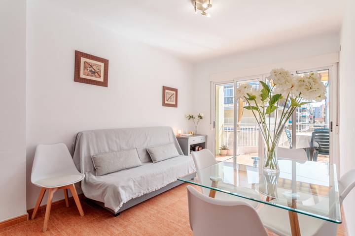 Ferienwohnung für 6 Personen, mit Balkon und Garten in Santa Pola - 2