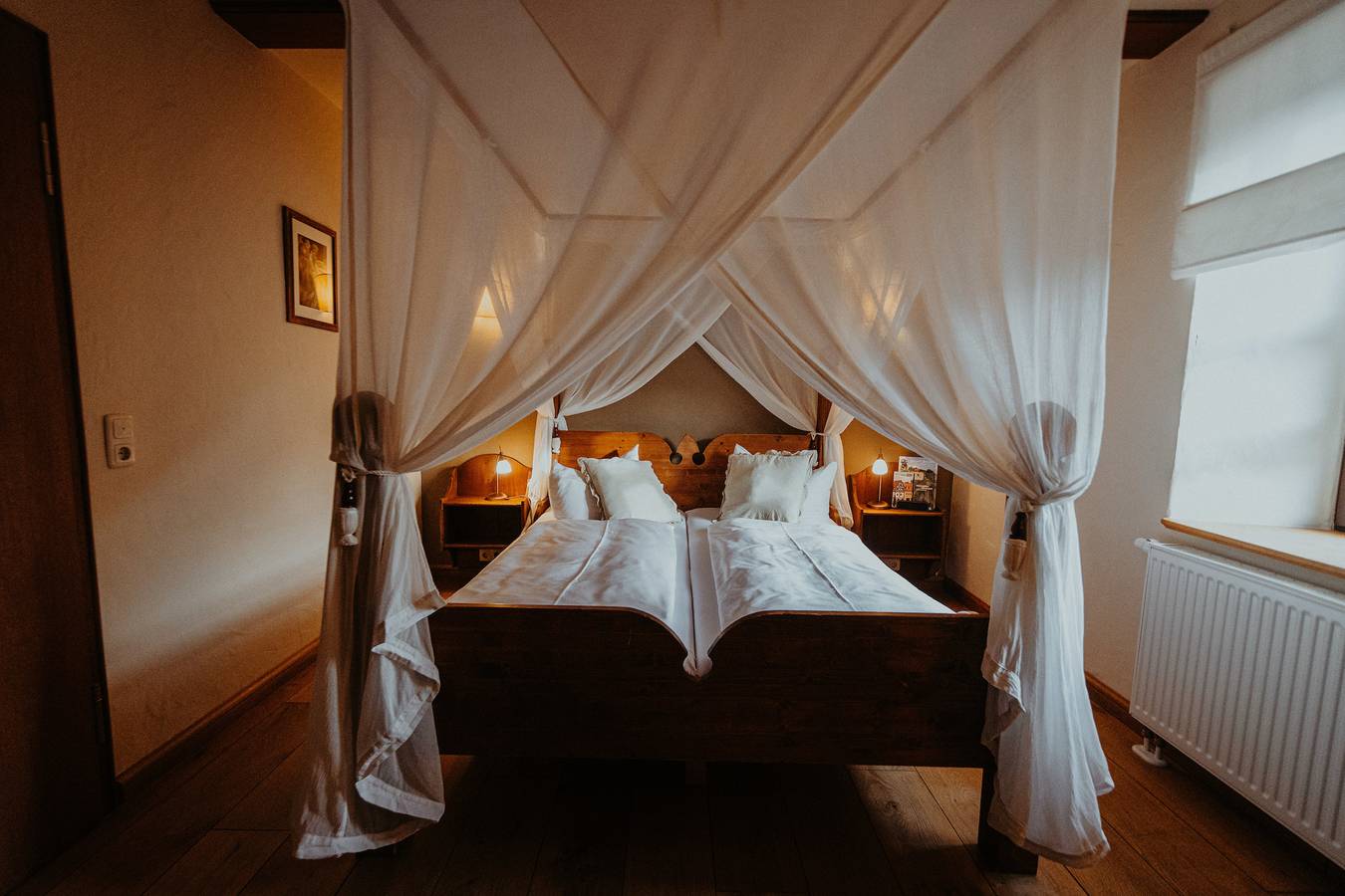 Urlaub im historischen Rittergut Positz aus dem 16. Jahrhundert - individuelle, lichtdurchflutete Romantikzimmer in Oppurg, Saaleland