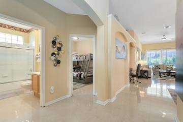 Villa for 9 Guests in Four Corners, Osceola County, Picture 2