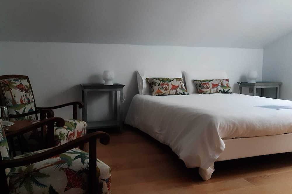 Casa rural de encanto con piscina en la Sierra de Guadalajara in Hiendelaencina, Sierra Norte de Guadalajara