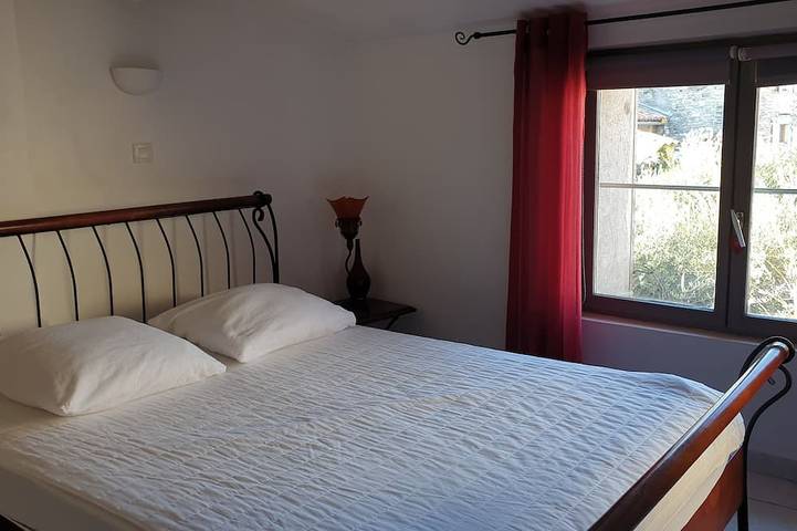 Location de vacances pour 5 personnes, avec balcon et jacuzzi à Uzès - 3