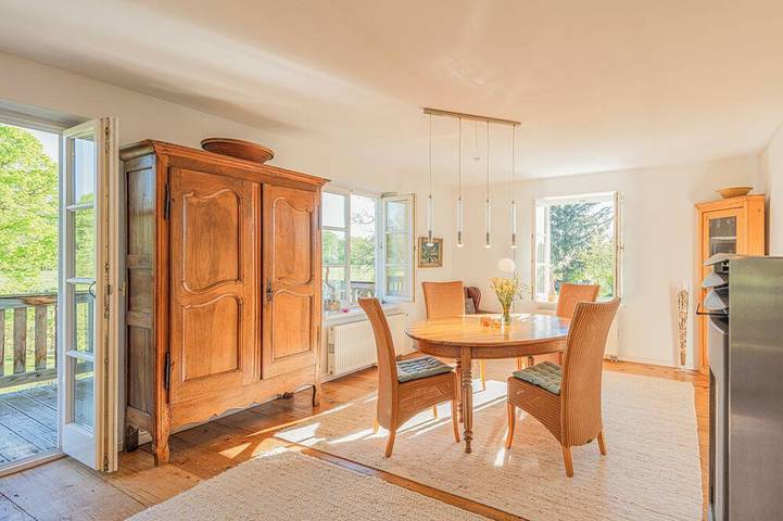 Ferienwohnung für 4 Personen, mit Balkon und Garten sowie Sauna
