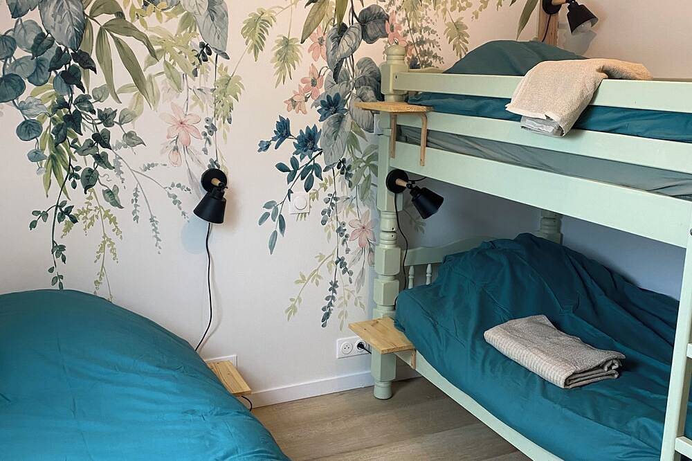 Completely renovated Breton house in Plougrescant in Plougrescant, Pink Granite Coast