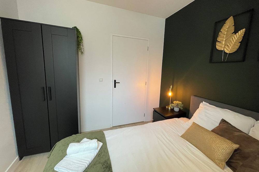 Luxe kamer, nieuwe badkamer, gratis parkeren en gebruik gezamenlijke keuken in Tilburg, Noord-Brabant