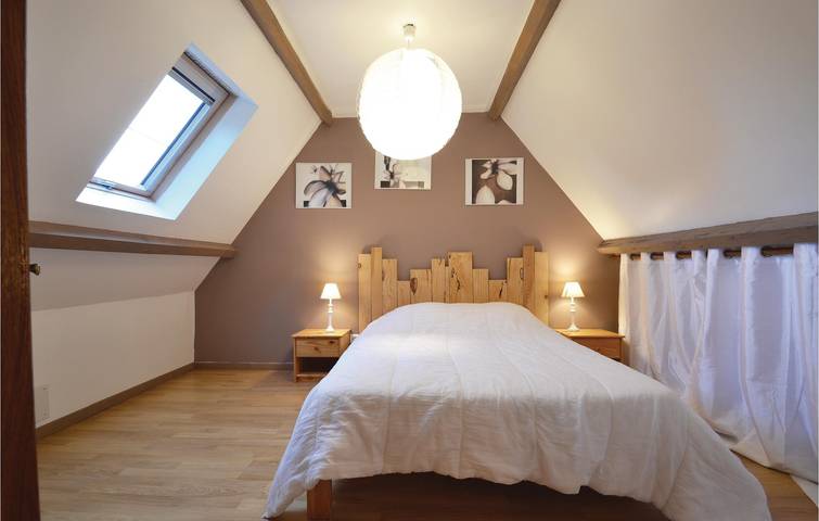 Geräumiges Apartment mit Pool, Parkplatz und WiFi - 2,5km nach Aubas in Aubas, Périgord Noir