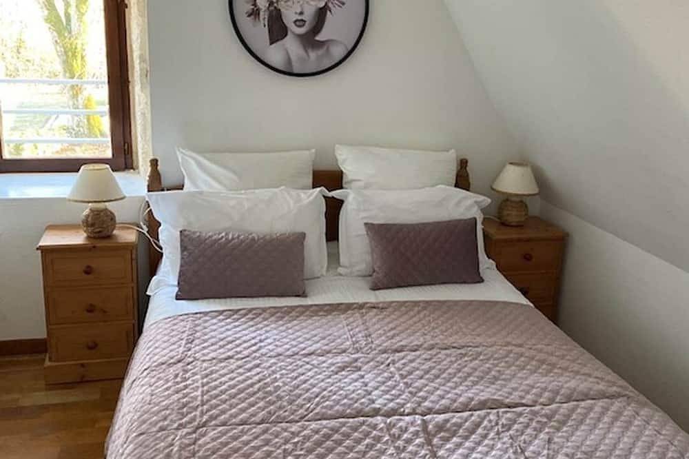 Appartement entier, Gîte 6 personnes - \"Le Romarin\" in Gramat, Massif central