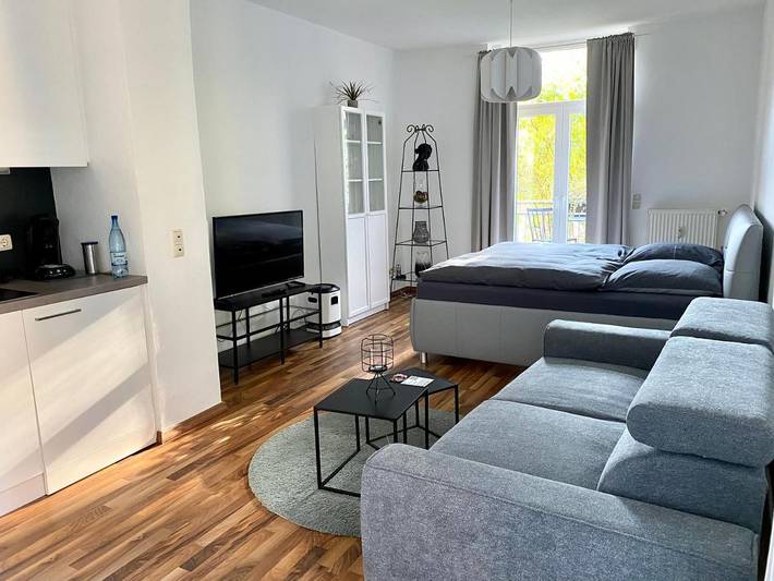 Vakantiewoning voor 3 personen, with Balkon and Terras as well as Tuin and Uitzicht in Aken