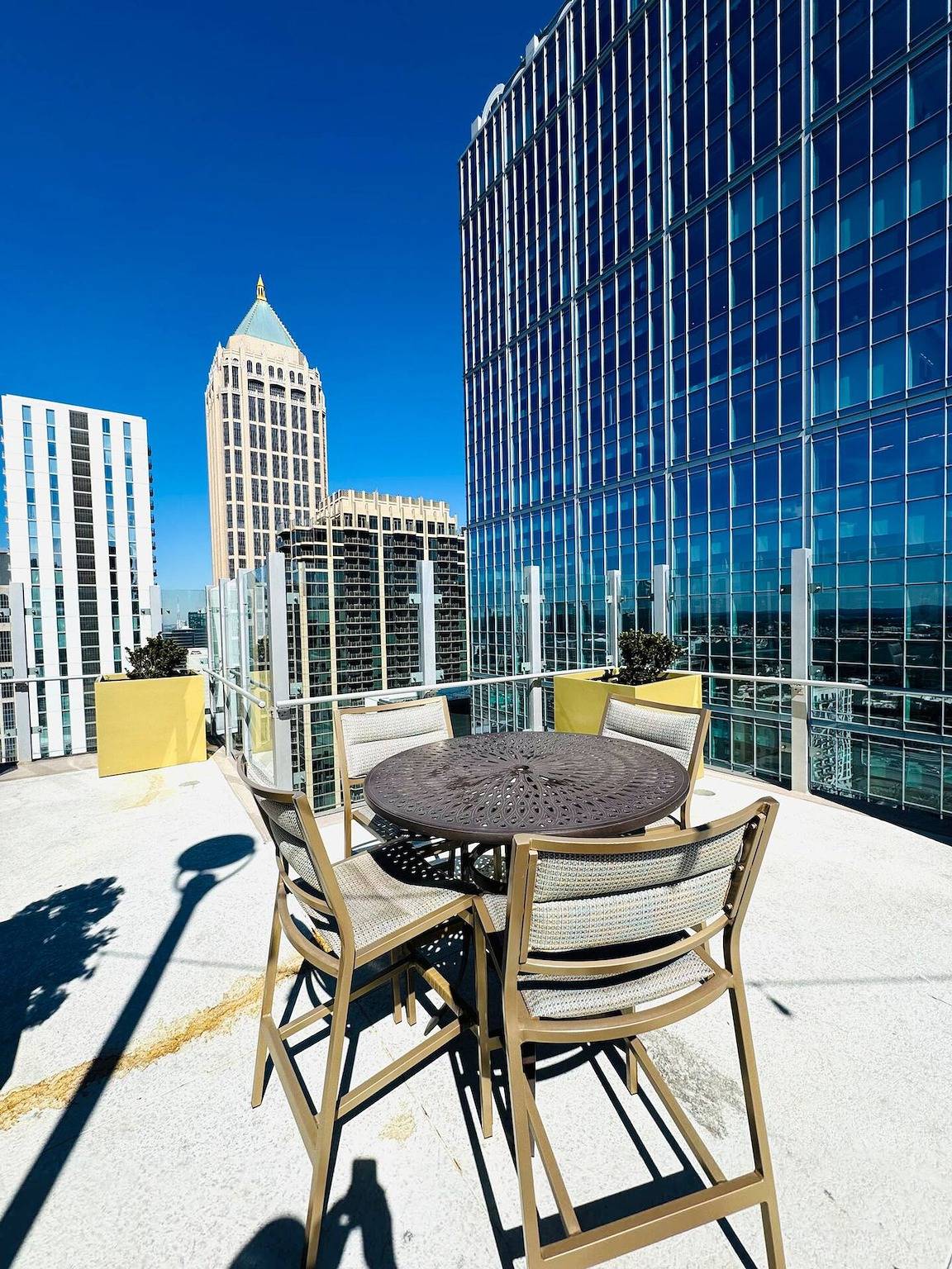 Appartamento intero, Highrise/Balcony/Rooftop/Pool/Gym/Free Parking in Atlanta, Contea di Fulton