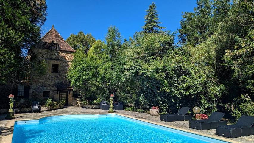 Gîte pour 2 personnes, avec jardin et piscine ainsi que terrasse et vue à Urval - 3