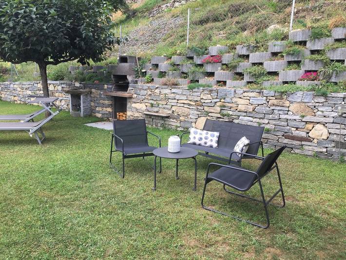 Ferienhaus für 5 Personen, mit Balkon und Terrasse sowie Garten und Pool am Lago Maggiore (Schweiz) - 2