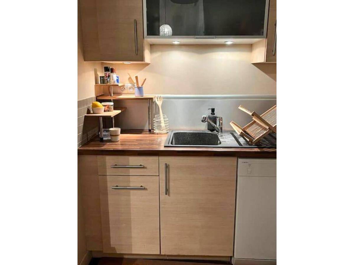 Appartement entier, One-Bedroom Apartment in Saint-Germain-en-Laye, Yvelines