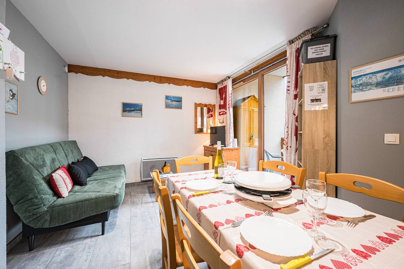 Geheel appartement, Appartement 'Hirka' met Uitzicht op de Bergen, Balkon en Wifi in Termignon, Saint-Jean-de-Maurienne regio