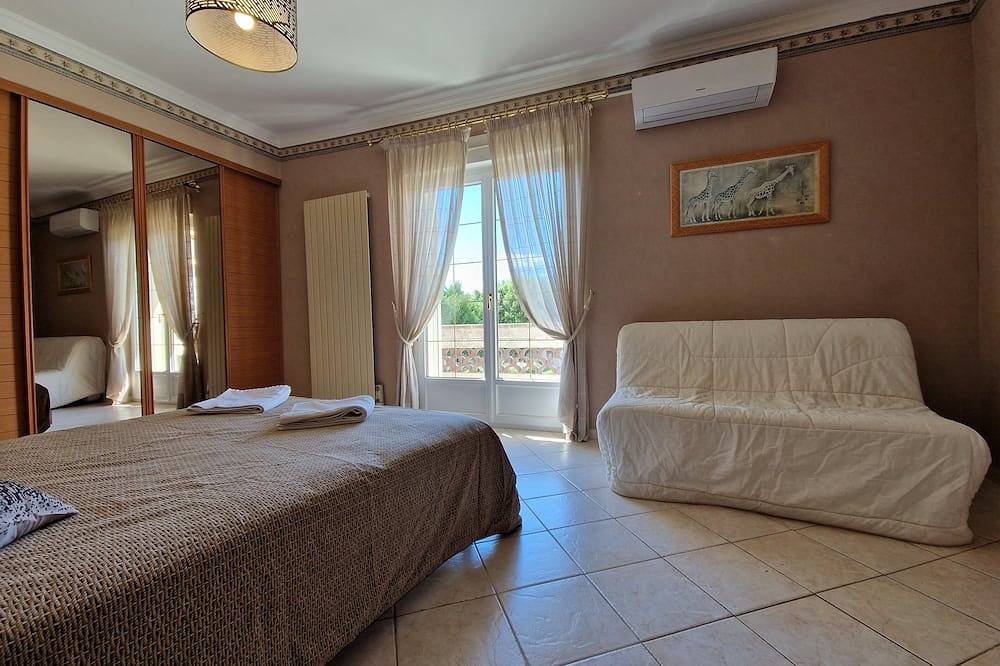 Le Gîte Mathis 105m²: aire acondicionado, piscina y jardín - Sommières in Sommières, Region de Nimes