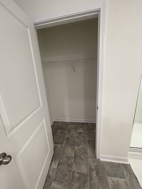 Beautiful new home with lake view near hiking trails in Anderson County