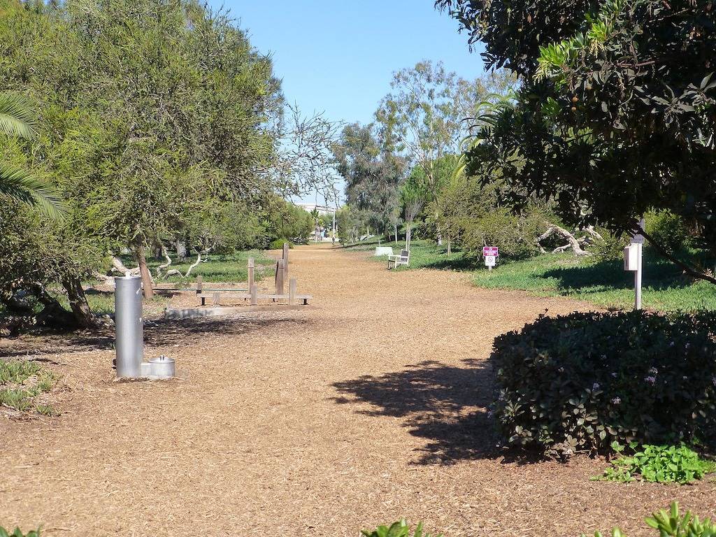 Ganze Wohnung, Geräumige moderne untere Gästewohnung, privater Eingang, zu Fuß zum Strand! in Hermosa Beach, Los Angeles County