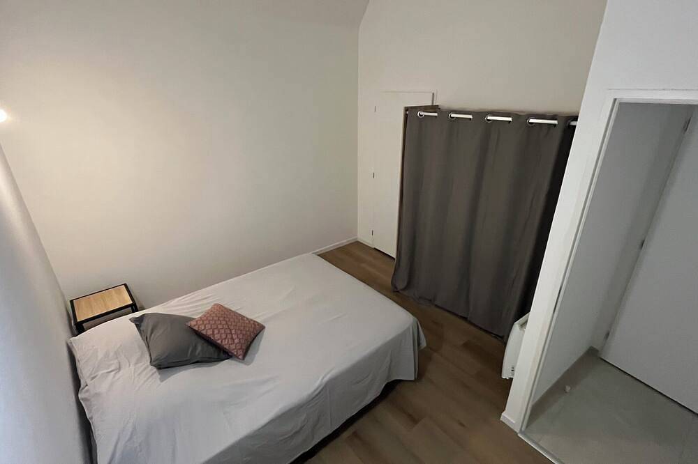 Apartamento entero, Renovated T2 apartment in the heart of Suze-la-Rousse in Suze-la-Rousse, Región de Nyons