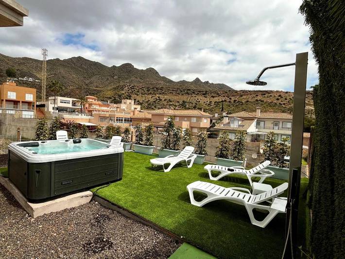 Gîte pour 4 personnes, avec Balcon et Terrasse ainsi que Jacuzzi et Jardin dans Bolnuevo - 4