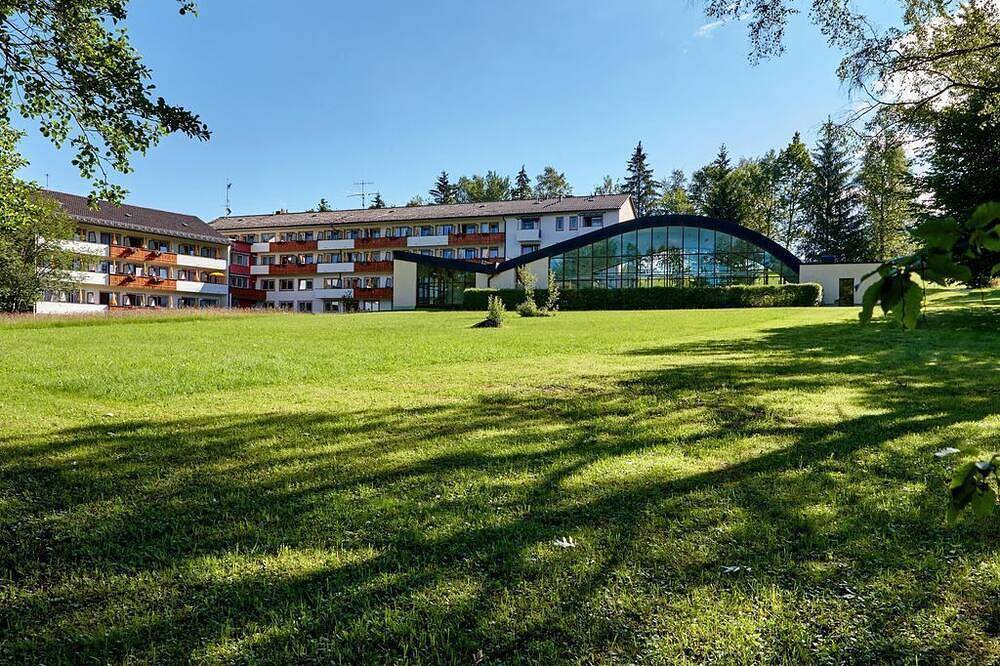 Doppelzimmer ohne Balkon - Aura Hotel Saulgrub Gmbh in Saulgrub, Bayerische Alpen