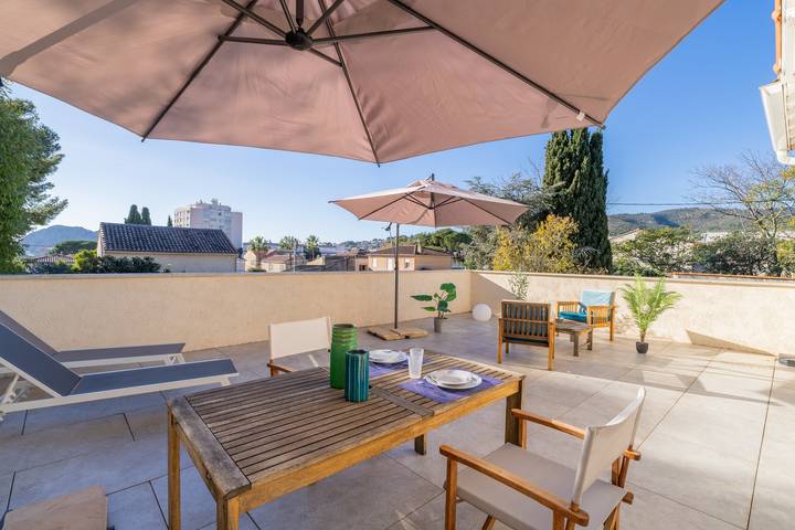 Location de vacances pour 2 personnes, avec Balcon et Terrasse à la La Ciotat